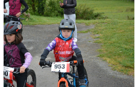 XC VTT UFOLEP à EYMOUTHIERS LE CHAMBON STATION
